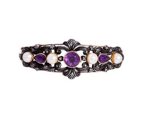 Armreif im antiken Stil mit Amethysten, Diamantrosen und Zuchtperlen, GG 18K und Silber, 22,4 g, Innenumfang 17 cm, , 20. Jh.