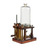 A RARE LACQUERED BRASS AND MAHOGANY HAWKSBEE-TYPE DOUBLE-ACTION DEMONSTRATION VACUUM PUMP