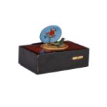 Y A SWISS TORTOISESHELL AND ENAMEL SINGING BIRD BOX OR 'OISEAUX CHATANT'