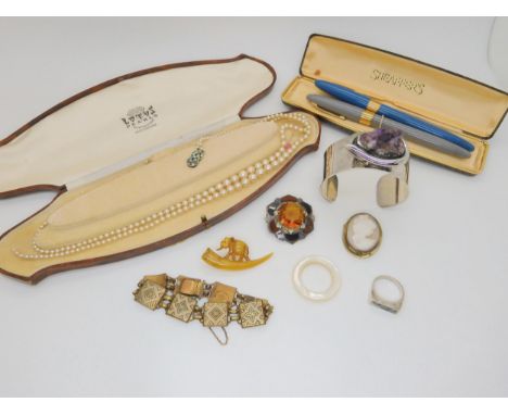 A retro WA Danish Design amethyst bangle, the designer of the piece is Walter Arnesen, and a collection of other items Condit