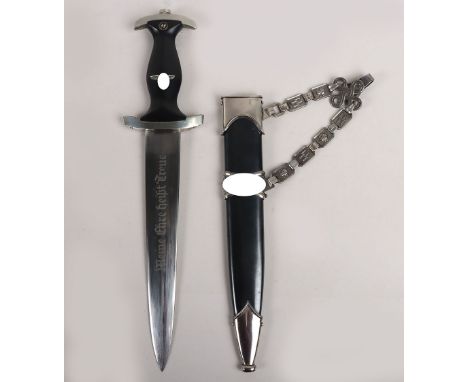 Third Reich SS (Schutzstaffel) Officers Chained Dress Dagger, interesting example of an SS officers dress dagger which has be