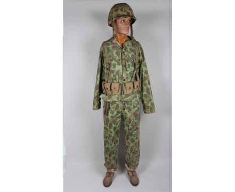 WW2 American US Marine Corps (USMC) Full Mannequin, fine and well put together display mannequin of a WW2 US Marine Corps pri