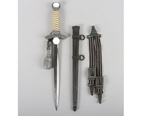 WW2 German Luftwaffe 2nd Pattern Officers Dress Dagger with Straps and Knot by Gustav Spitzer, Solingen, good example with th