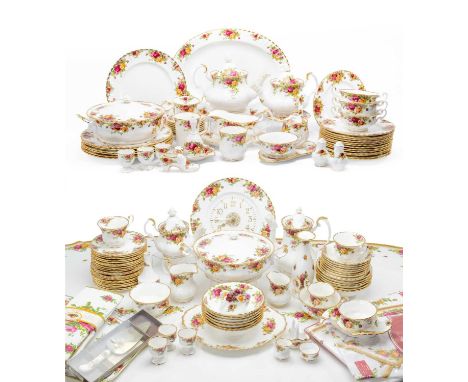 LARGE COLLECTION OF ROYAL ALBERT 'OLD COUNTRY ROSE' comprising 8 x 26.5cms dinner plates, 14 x 21cms salad/dessert plates, 22