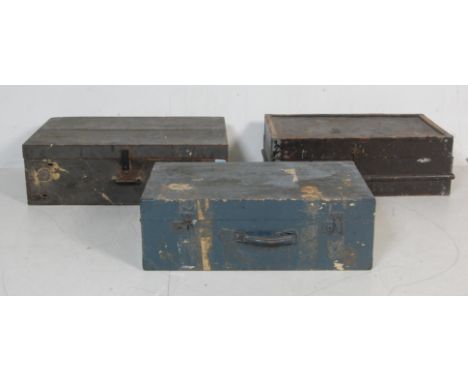 A large collection of vintage 20th century tools to include foxtail saws, edging planes and more. All come boxed.&nbsp;