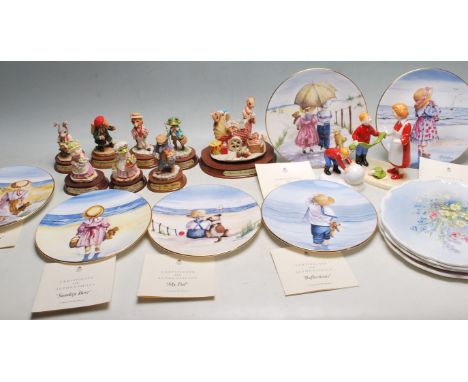 A collection of assorted 20th century 'Collectable' ceramics / figurines, to include; x8 ' Little Nook Village ' resin figuri