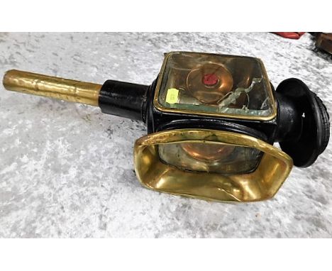 A Victorian carriage lamp 18in high a/f 