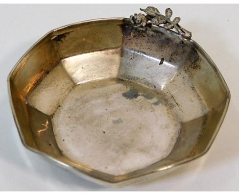 A silver trinket dish 56.6g 