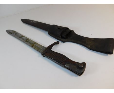 A German WW1 bayonet &amp; scabbard 20.75in long