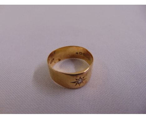 18ct yellow gold gypsy set diamond ring, approx total weight 4.8g
