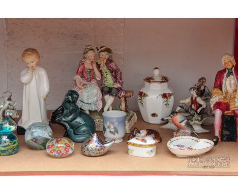 A small quantity of ceramics, including Royal Albert, Coalport, Royal Doulton, Royal Worcester, Poole and Naples (qty)
