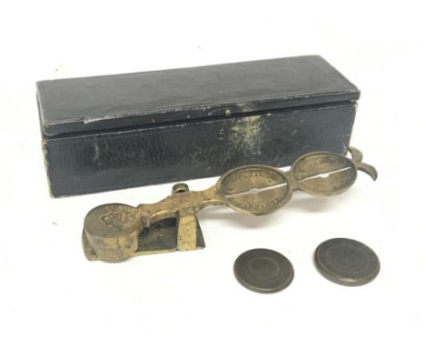 A set of Victorian brass Sovereign scales.