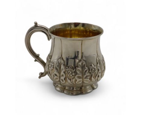 Lots 2338 - 2348T: The Property of a Scottish Collector  PAUL&nbsp;STORR; A William IV silver christening mug, London 1830, o