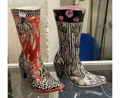 PAIR OF CERAMIC DECORATIVE BOOTS 