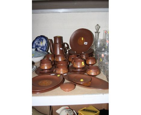 CARLTONWARE TEA/COFFEE/DINNERWARES, impressed '2316' to base (over 30 pieces)