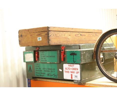Vintage Pine Tool Box together with a Painted MOD Flare Case