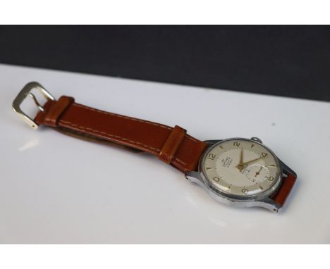 Vintage Smiths de-luxe 15 jewel shock proof gents watch 