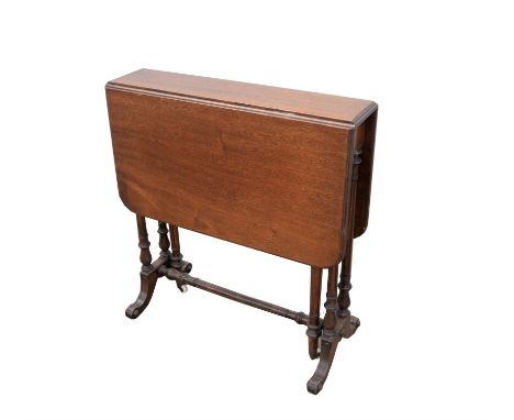 Victorian style mahogany Sunderland table, early/mid 20th Century, 65cm high x 76cm extended x 60cm deep. Provenance: From Mu