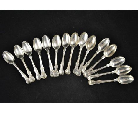 Fifteen Victoria pattern silver teaspoons, London 1870 and 1891, makers Edward Hutton and George Adams - approx total weight 