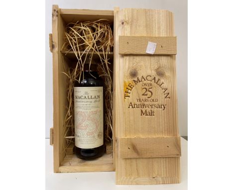 The Macallan Anniversary Malt 25 years old Single Highland Malt Scotch Whisky, no bottling date, 43%, 70cl, in wooden box, go