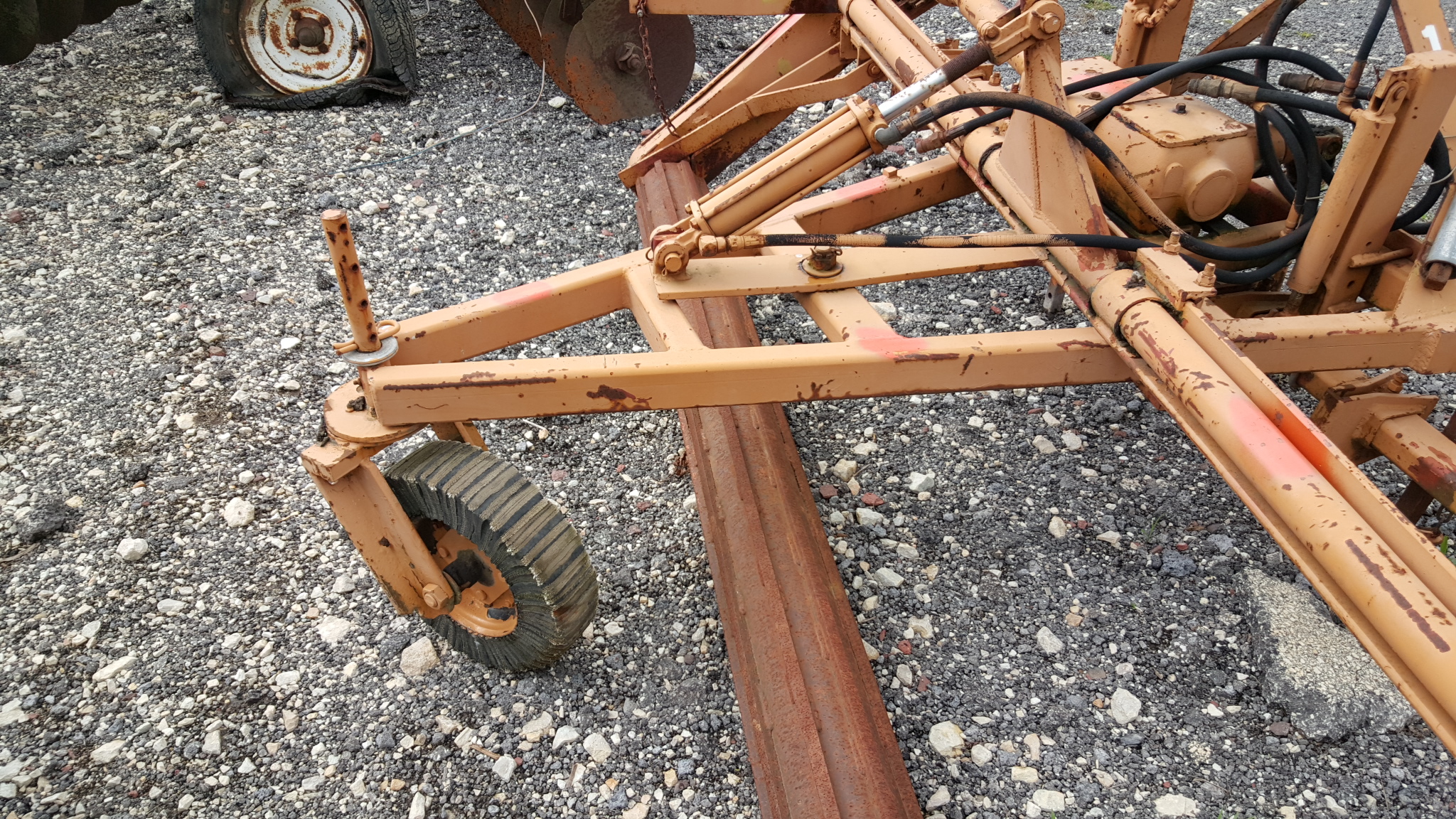 Tag4892 3 point land plane