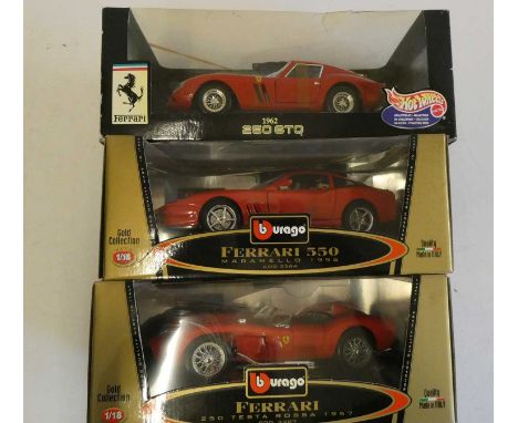 Large scale cars by Burago comprising Ferrari 550, Ferrari 250 GTO and Ferrari Testarossa, all items boxed, excellent