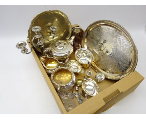 Early 19th century Old Sheffield plate teapot, fruit finial on scroll feet, matching jug and sugar basin, two silver plate sa