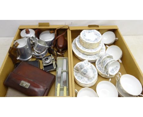 Royal Albert Silver Maple pattern tea and dinnerware, four piece Picquot tea set, cased set of six Art Deco silver-plated tea