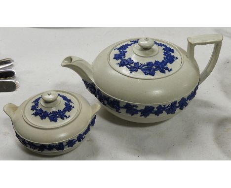 WEDGWOOD TEAPOT &amp; SUGAR BOWL A/F  