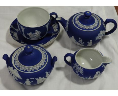 4 PCE WEDGWOOD TEA SERVICE  