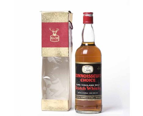 ROYAL LOCHNAGAR 1952 AGED 27 YEARS - CONNOISSEUR'S CHOICE
Pure Highland Malt Scotch Whisky. Bottled by Gordon & Macphail, Elg