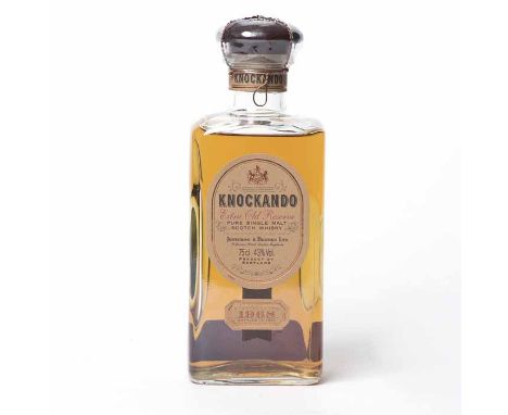 KNOCKANDO 1968 EXTRA OLD RESERVE
Pure Single Malt Scotch Whisky. 75cl, 43% volume. 
