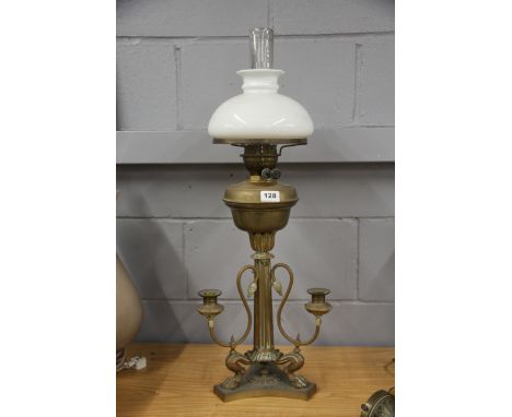 An impressive 19th century Art Nouveau brass column oil lamp, H. 76cm.
