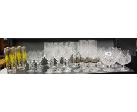 A quantity of good vintage glassware.