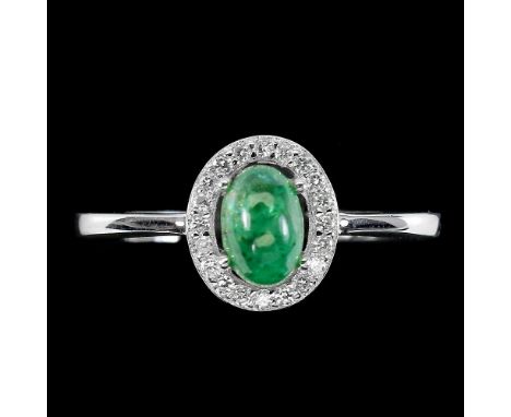 A 925 silver cluster ring set with cabochon cut emerald, (O.5).