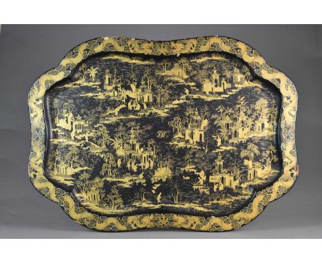 A Chinese export lacquer tray, Qing Dynasty, early 19th centuryOf lobed rectangular form, the centre decorated in gilt with v
