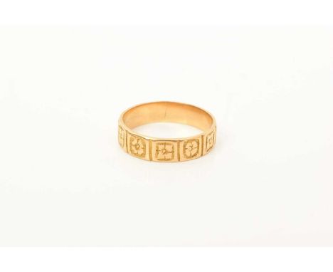 Victorian 18ct gold ring, the band with square panels depicting engraved flower heads (London 1863), ring size I½Weight 2.6 g