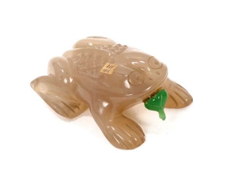 Rare 18th/19th century Chinese jade or hardstone carving of a toad, with spinach jade/hardstone mount, 6cm long, bearing John