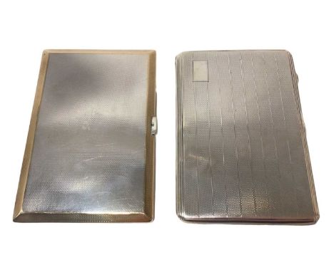 George V silver cigarette case of rectangular form with engine turned decoration and silver gilt borders (Birmingham 1914), t