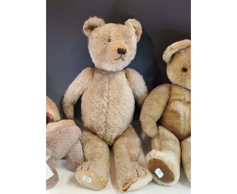 THREE VINTAGE TEDDY BEARS TOGETHER WITH A DEANS RAG DOLL DONKEY, THE LARGEST.   H 65cms.