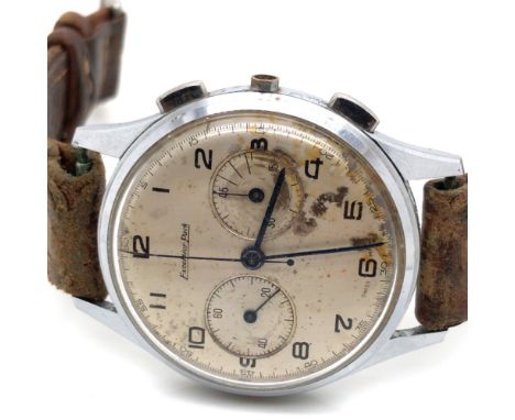 A VINTAGE GENTLEMANS EXCELSIOR PARK CHRONOGRAPH WRIST WATCH, TOGETHER WITH A VINTAGE LADIES WRIST WATCH. 