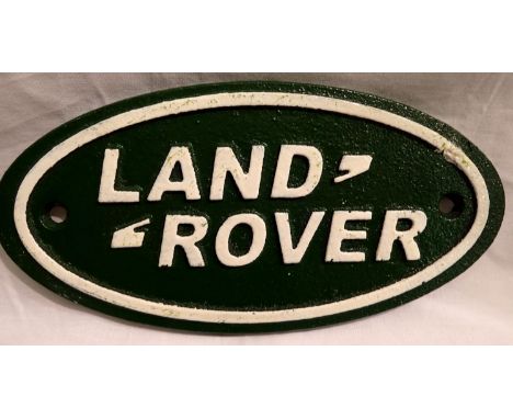 Cast iron Land Rover sign, W: 12 cm. P&amp;P Group 1 (£14+VAT for the first lot and £1+VAT for subsequent lots 