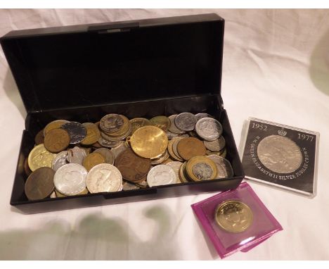 Collection of mixed UK and world coins. P&amp;P Group 1 (£14+VAT for the first lot and £1+VAT for subsequent lots) 