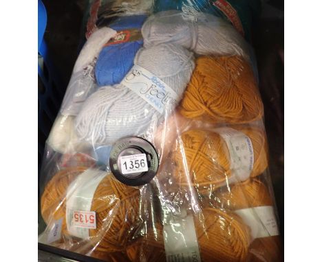 Large quantity of knitting wool. P&amp;P Group 3 (£25+VAT for the first lot and £5+VAT for subsequent lots) 