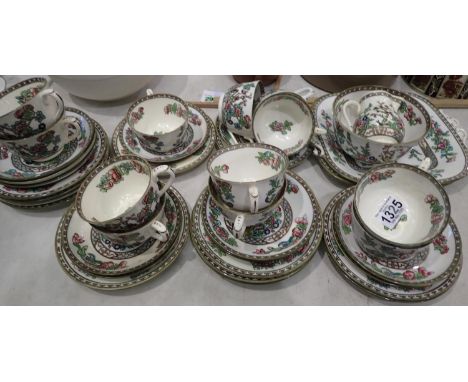 Collection of Coalport ceramics to include teacups and saucers etc. Not available for in-house P&amp;P 