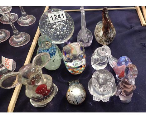 Eleven glass paperweights, mostly in the form of animals. P&amp;P Group 3 (£25+VAT for the first lot and £5+VAT for subsequen