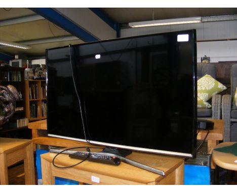 A Samsung model T32E390SX 32inch TV