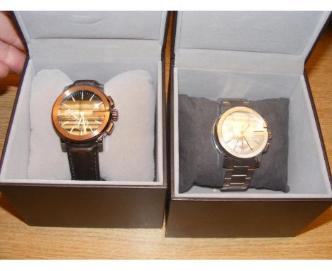 Two Gucci gents wrist watches with boxes