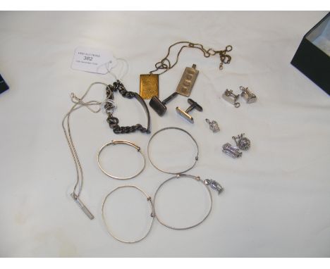 Silver hallmarked jewellery and charms