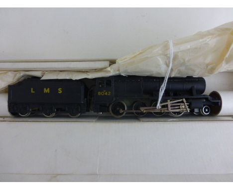 Boxed OO gauge Wrenn W2225 2-8-0 Freight LMS engine & tender